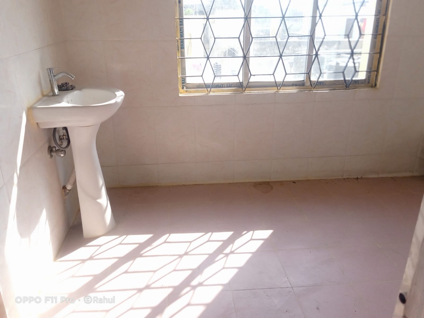Unfurnished 3bhk in Kahilipara, Guwahati, Assam, India for Rent